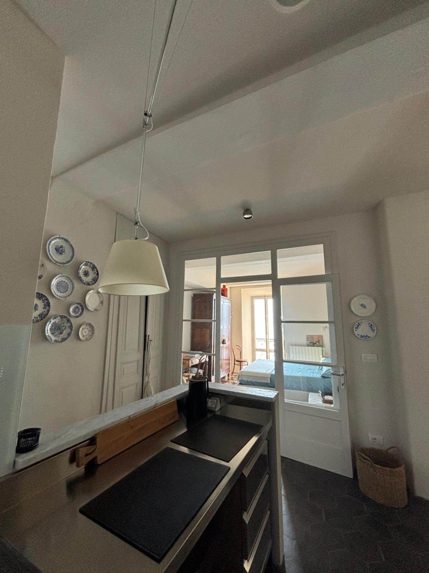 Varenna Caffe Apartment Экстерьер фото