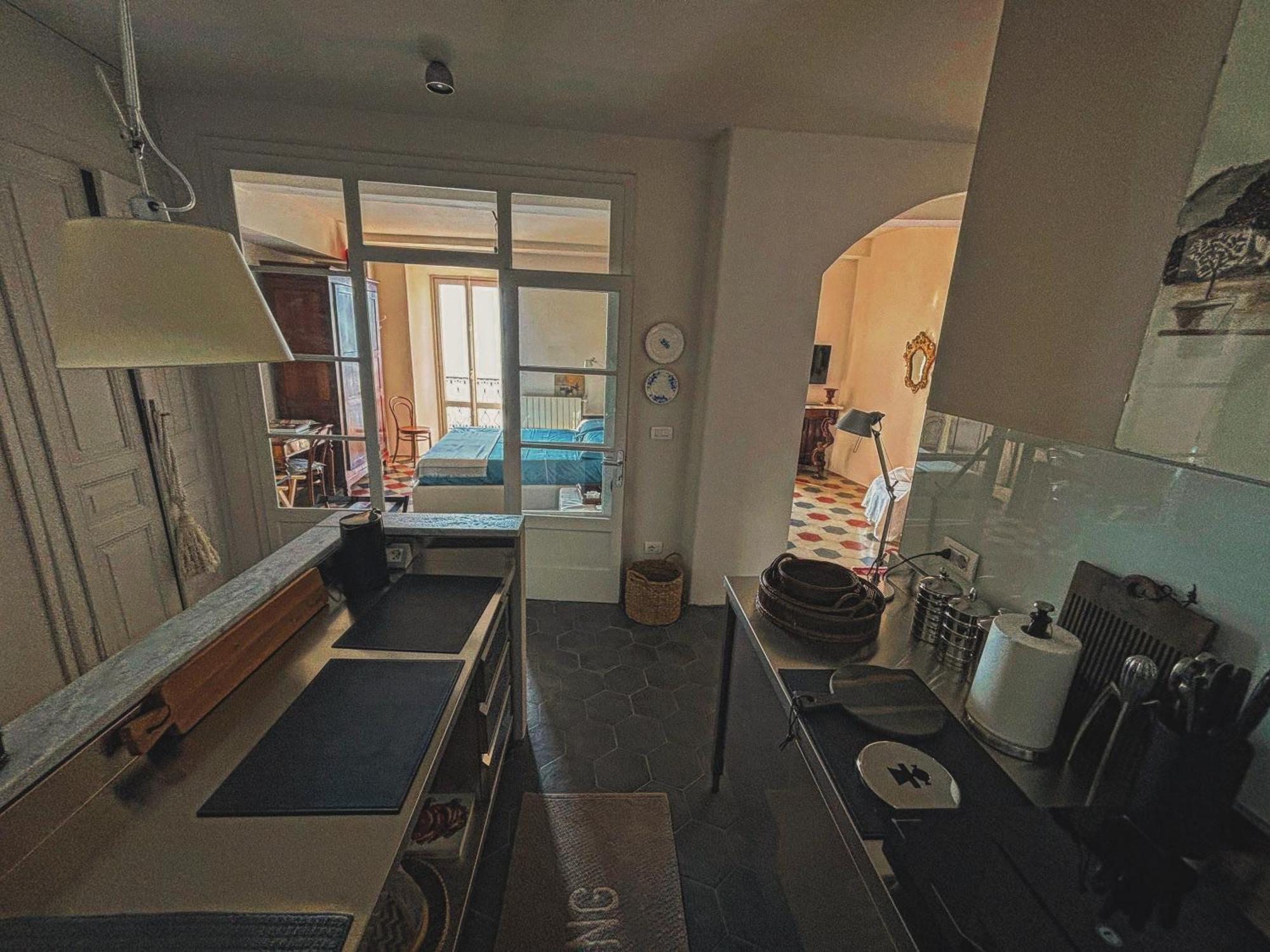 Varenna Caffe Apartment Экстерьер фото